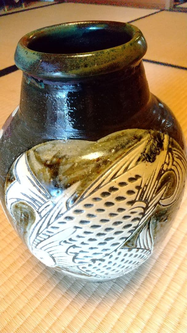 人間国宝 金城次郎 魚紋花瓶 高さ29cm 共箱