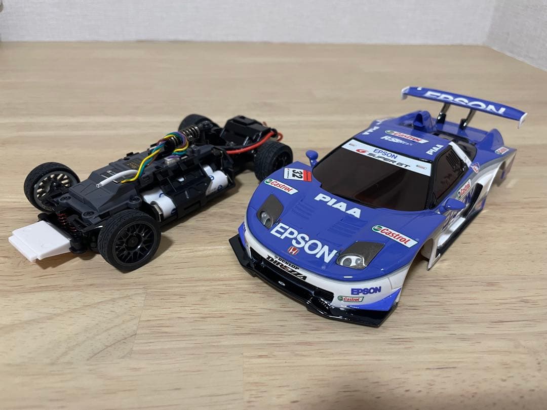 【ぷるどら】ミニッツ MR-04シャーシ➕ジャイロ➕NSXボディ➕プロポ