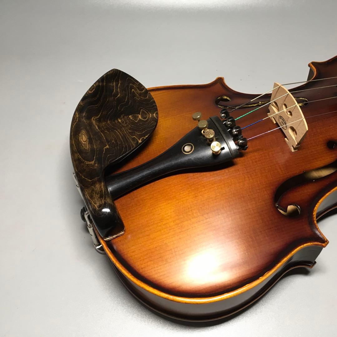 バイオリン顎当て　楓黒漆染め　クローソン　工芸会正会員の製作アイテム