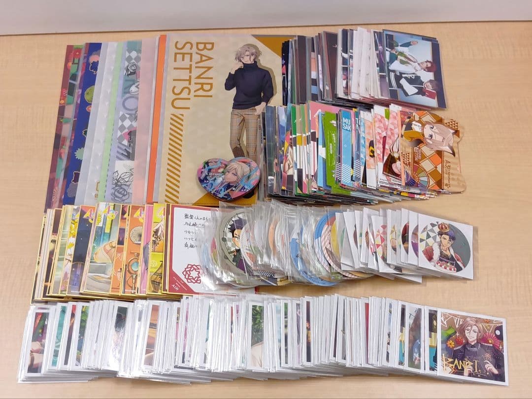 ❶A3! エーステ 色紙 紙類 クリアファイルなど 大量 まとめ売り