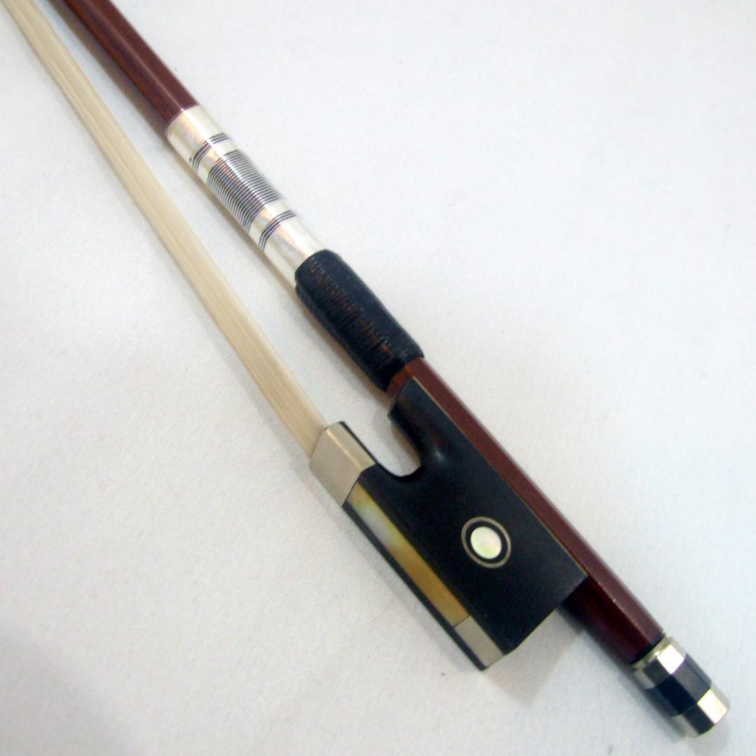 鈴木バイオリン 1/2 No220 未使用弓 ケース 弦新品 メンテ済