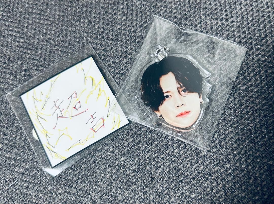 INI XQUARE-MASTERPIECE カプセルトイ　藤牧京介