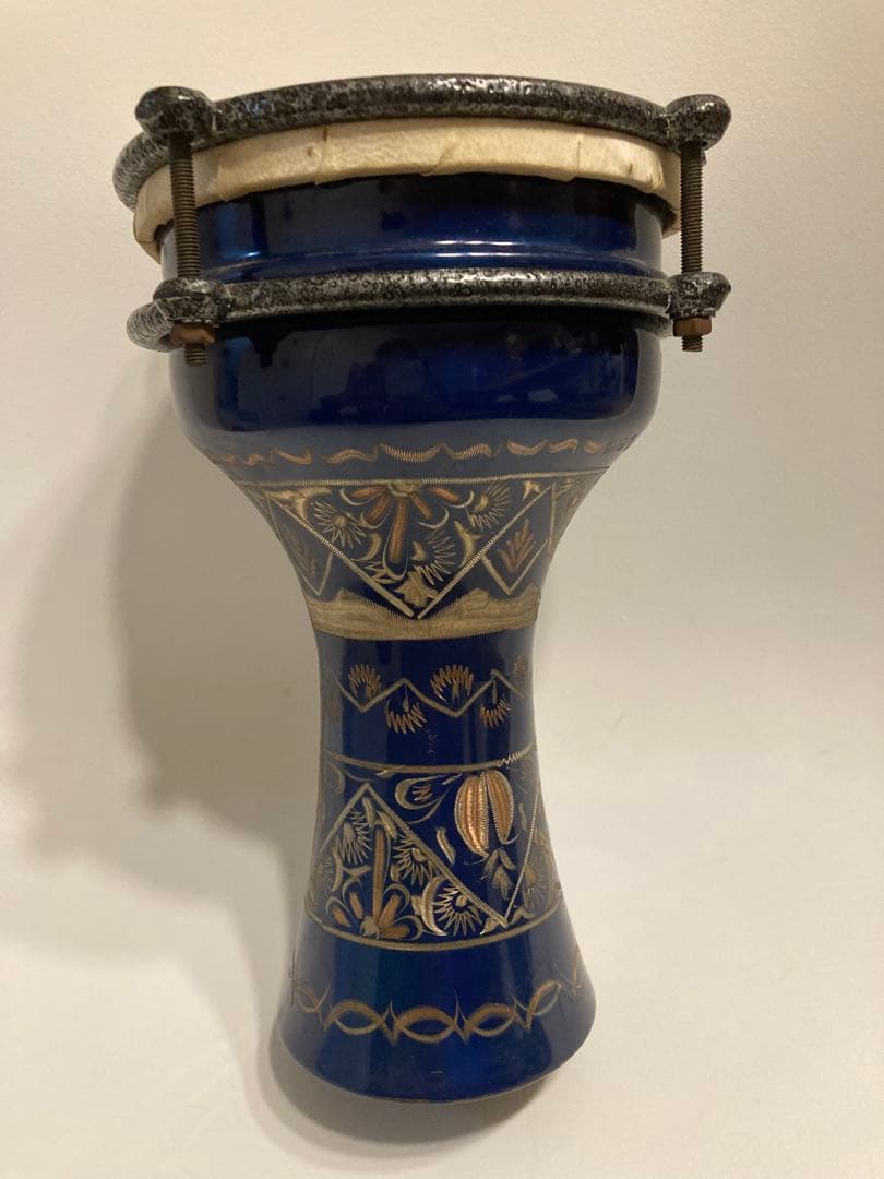 手彫り装飾　銅製　ダラブッカ　ミニサイズ　アンティーク楽器