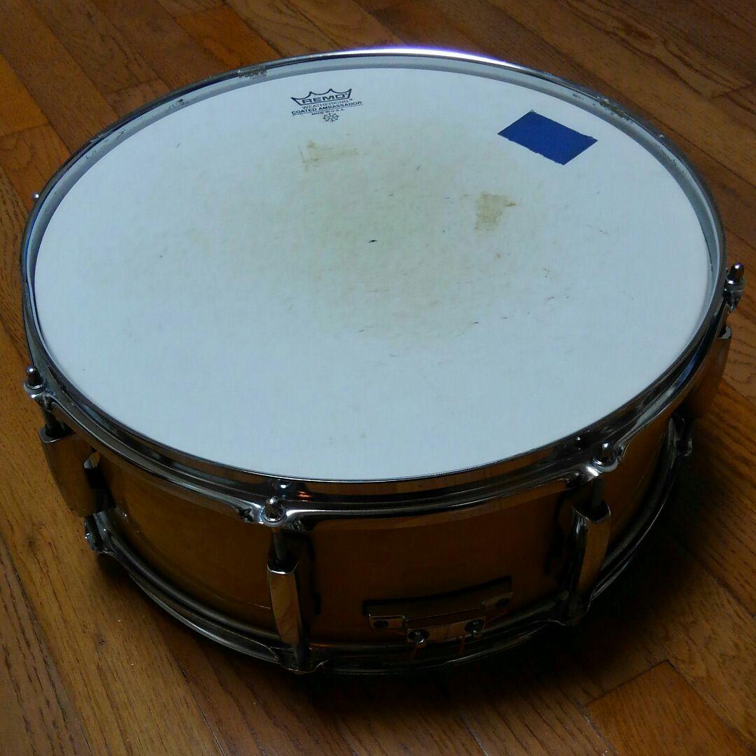 Pearl Classic Maple スネアドラム 木目 16cm