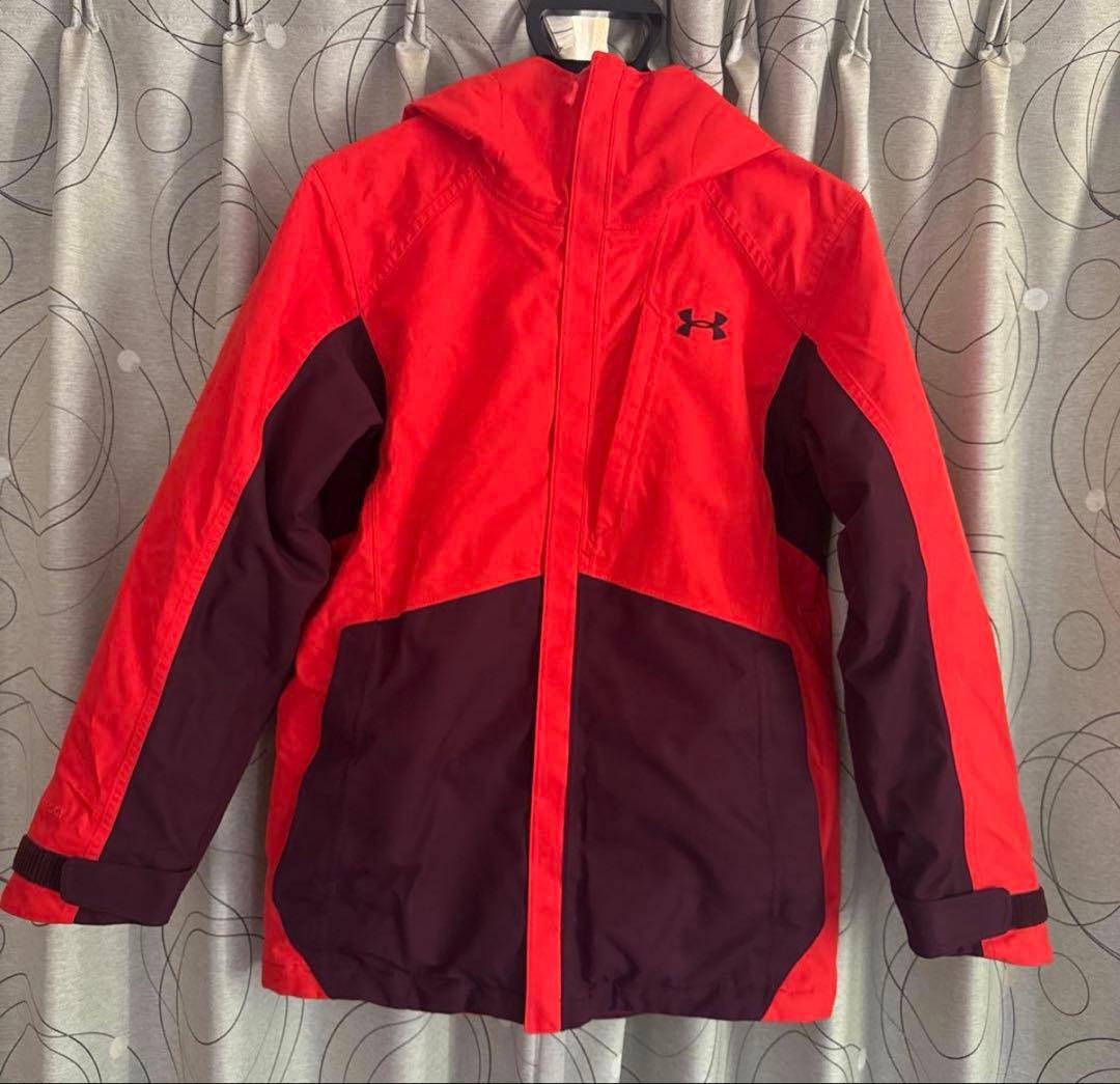 Under Armour ウィンタースポーツウェア 赤