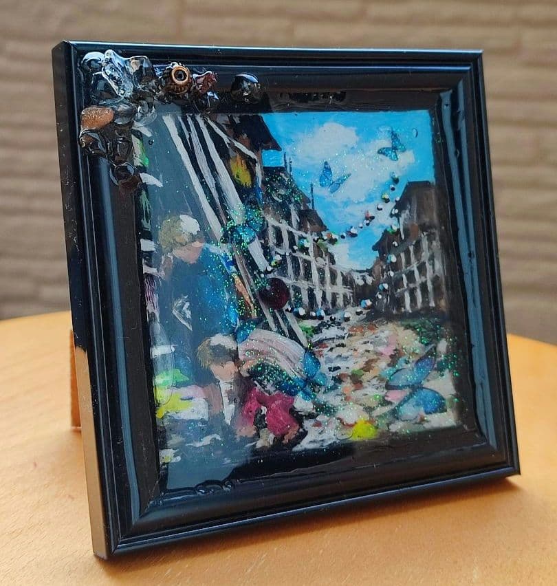 絵画　レジン　約束　スラム街の少年と少女（ガーネット,サンストーン水晶）