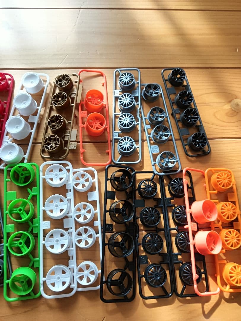 ミニ四駆　ボディ　パーツ　セット ジャンク　未使用多数　タミヤ　ホイール　タイヤ