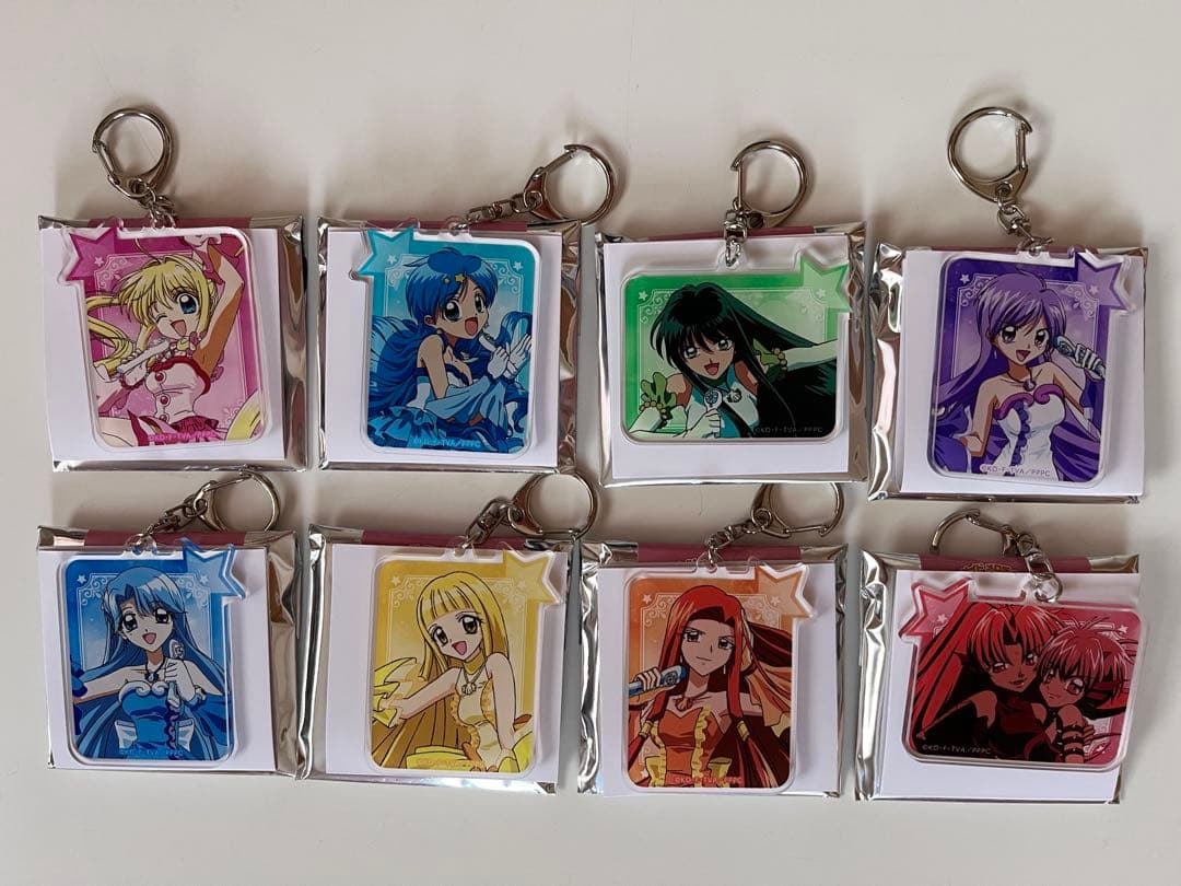 ぴちぴちピッチ　アクリルキーホルダー