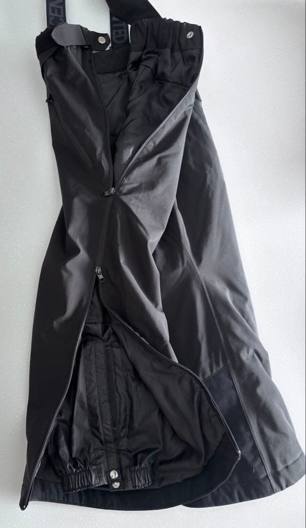 DESCENTEスキーウェア下のみ　サイドフルオープン　SSS