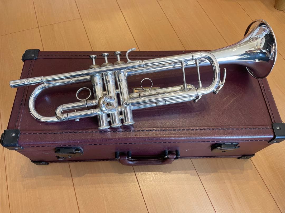 XO トランペット Wケース付き