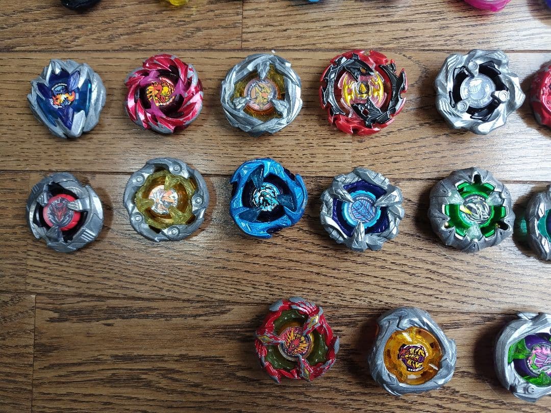 ベイブレードX　まとめ売り　ギアケース　引退　スタジアム　ランチャー　収納ケース