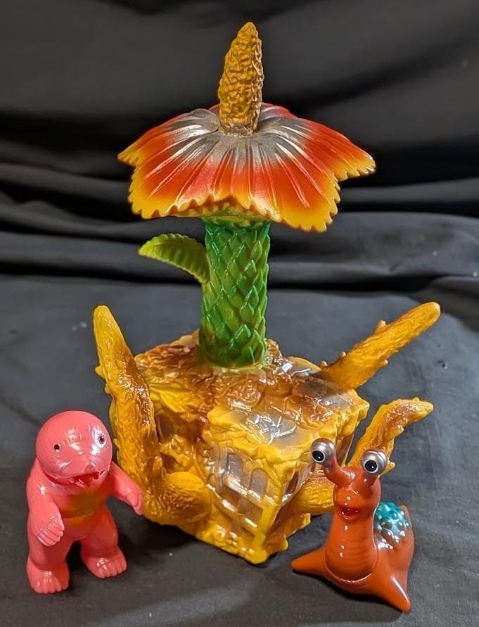 マンモスフラワー（マーミット）＆ナメゴン・モングラー（Ｍ１号）ソフビ３体セット