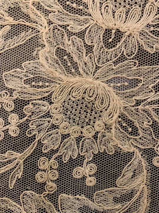 アンティークレース19世紀フランス製point de gaze fall cap