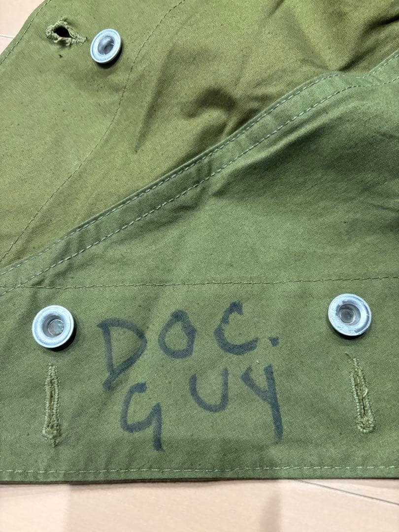 ノルウェー軍幕　シルバーボタン3枚　軍幕