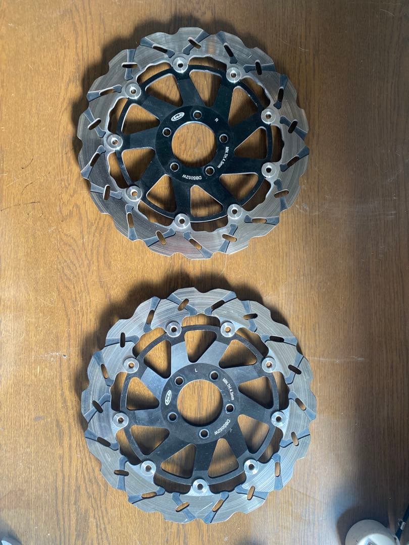 ディスクブレーキ 2枚セット スリット入り