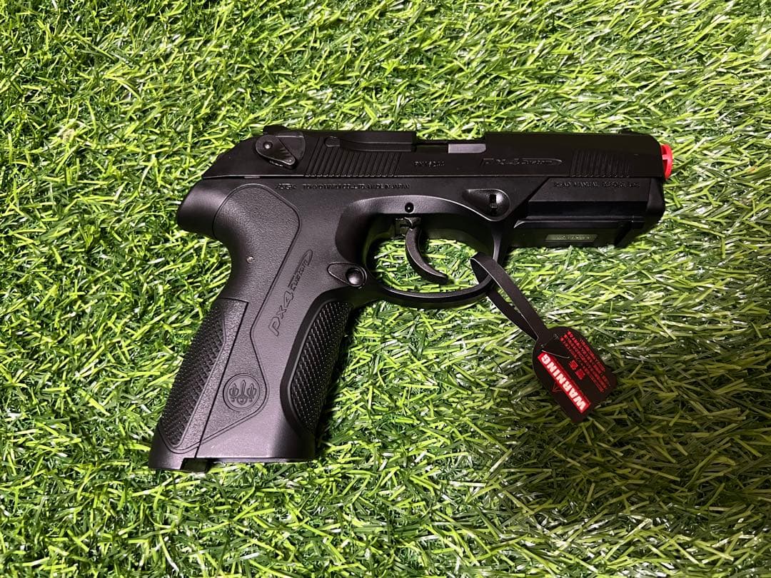 東京マルイ PX4 ガスブローバック ハンドガン ホルスター、予備マガジン付き