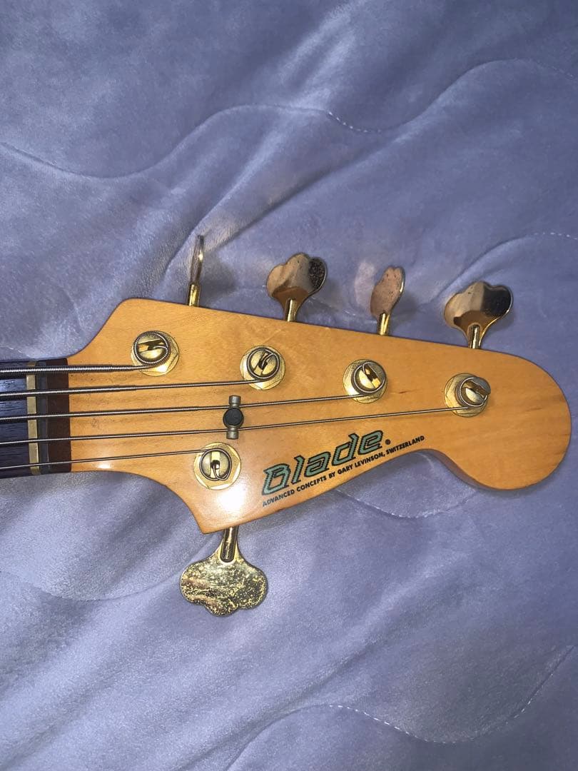 Blade B-25 5弦ベース