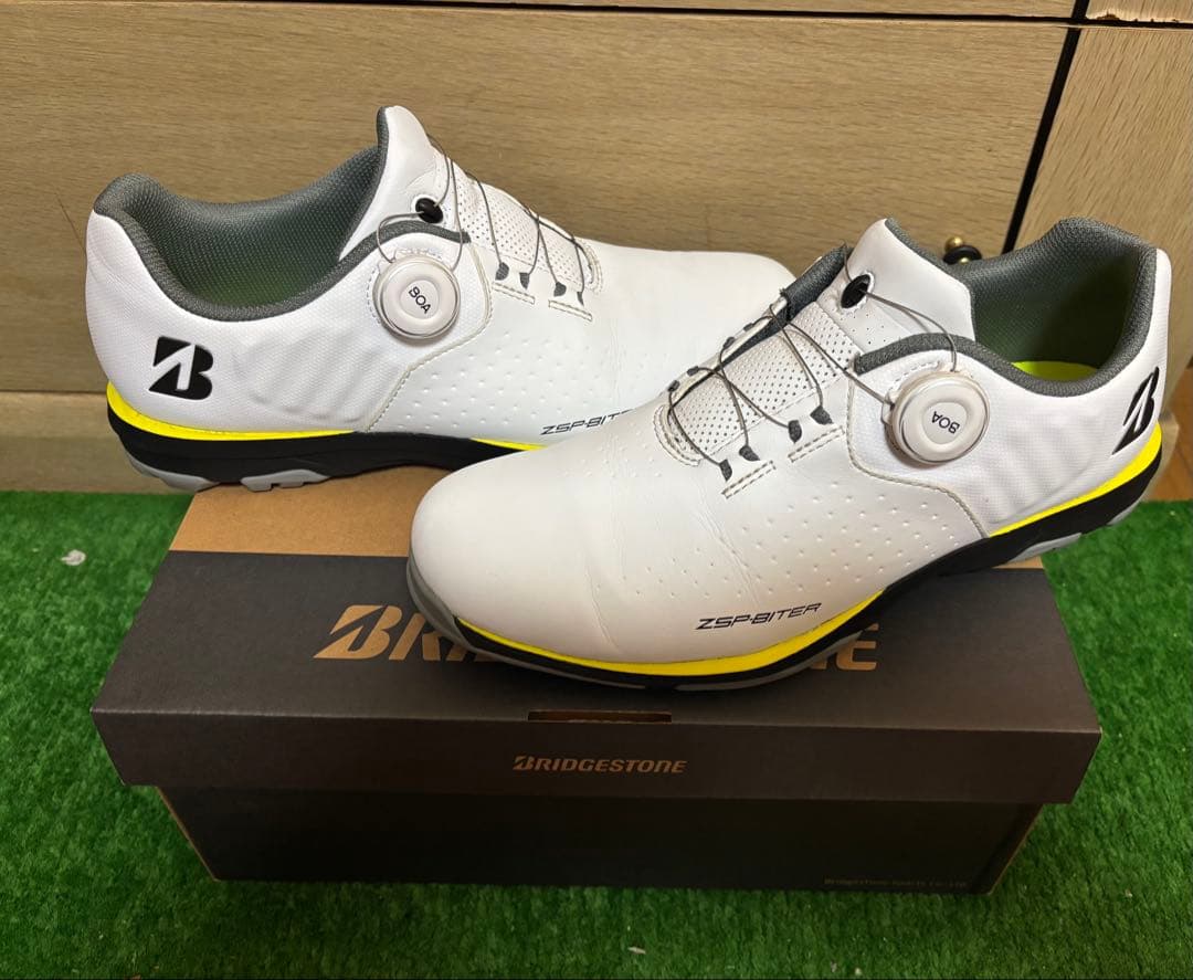 ブリヂストンゴルフ　 メンズ ゼロ・スパイク バイター ライト SH2505