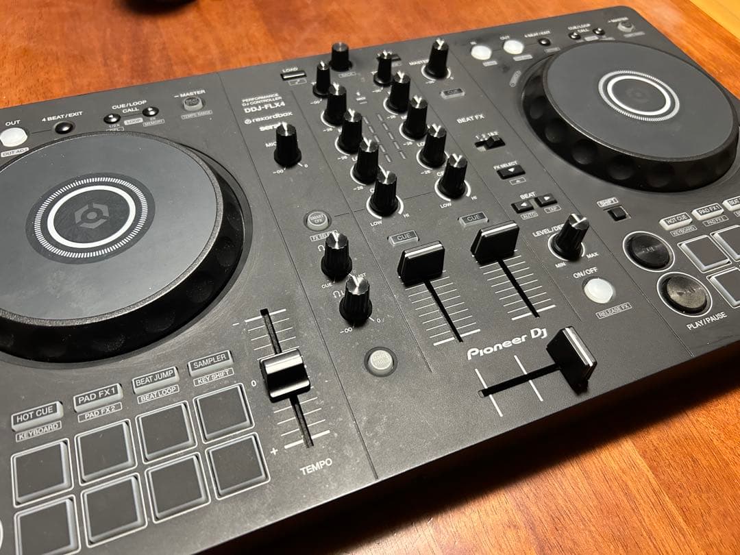 Pioneer DJ DDJ-FLX4 値下げしました