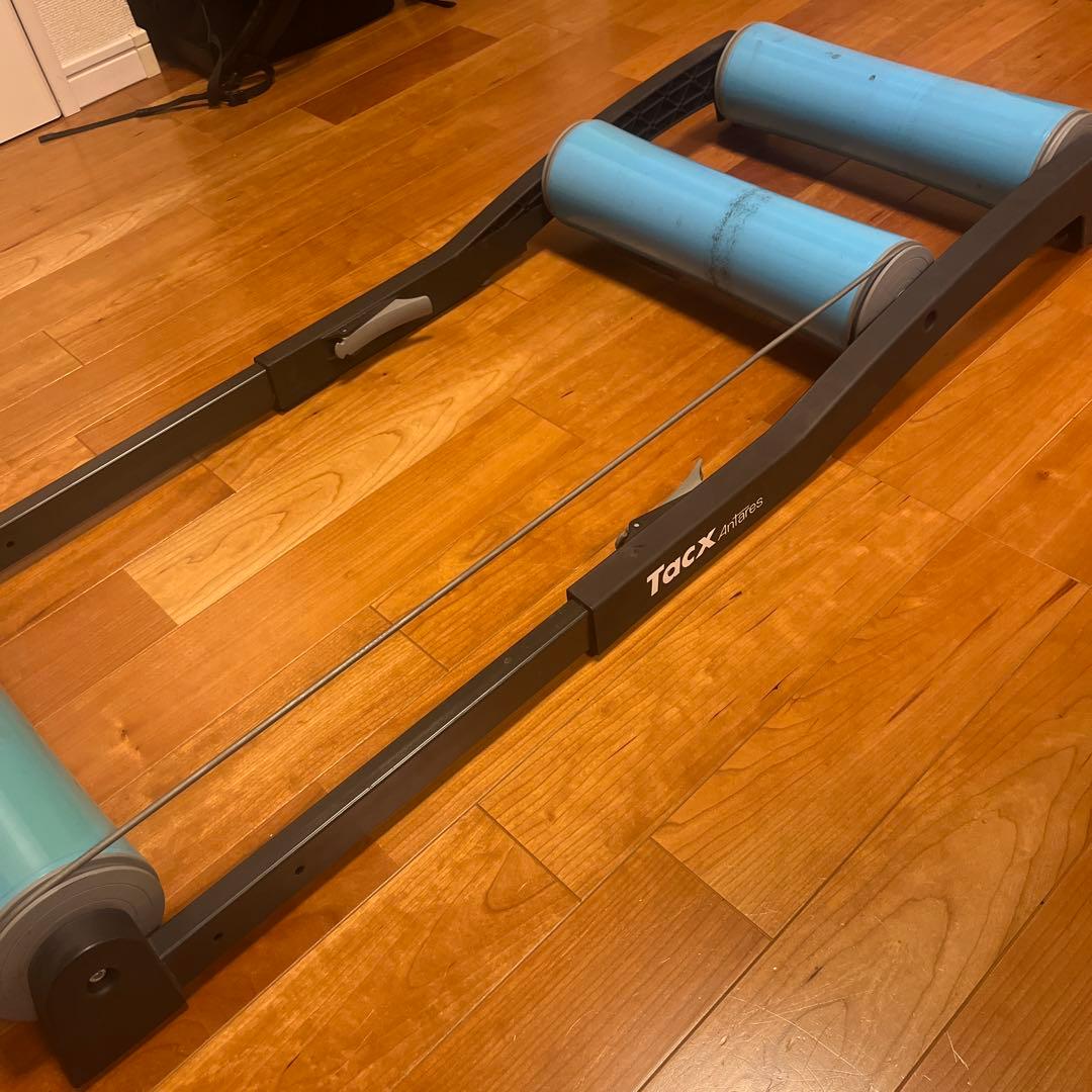 Tacx Antares 3本ローラー