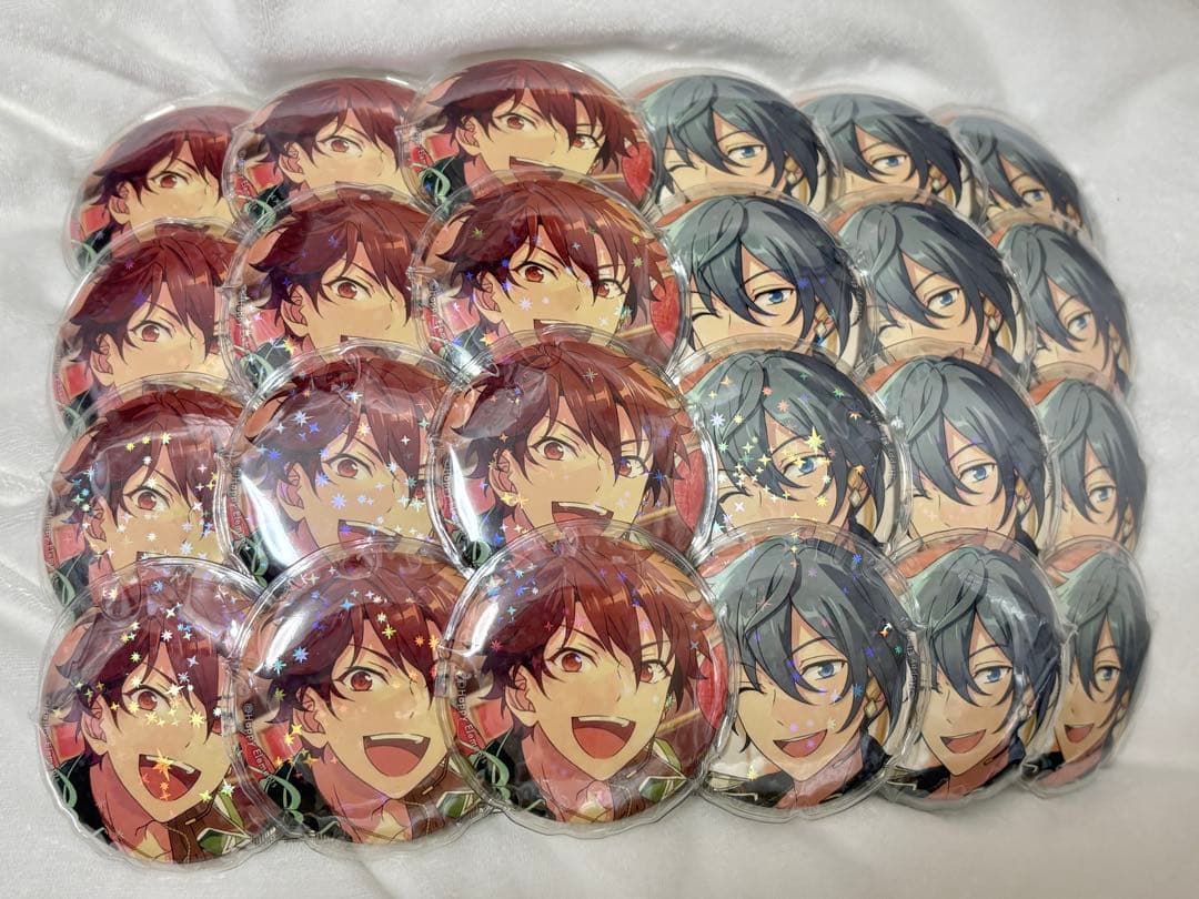 組み済み キラキラカバー付 守沢千秋 椎名ニキ 24個 缶バッジ