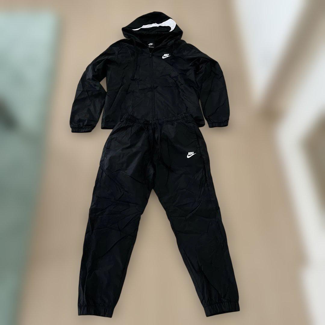 ナイキ　セットアップ　ウインドブレーカー