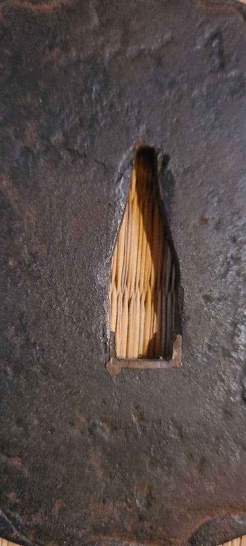 日本刀、刀の鍔、骨董、鉄鐔、美術品　刀匠鍔