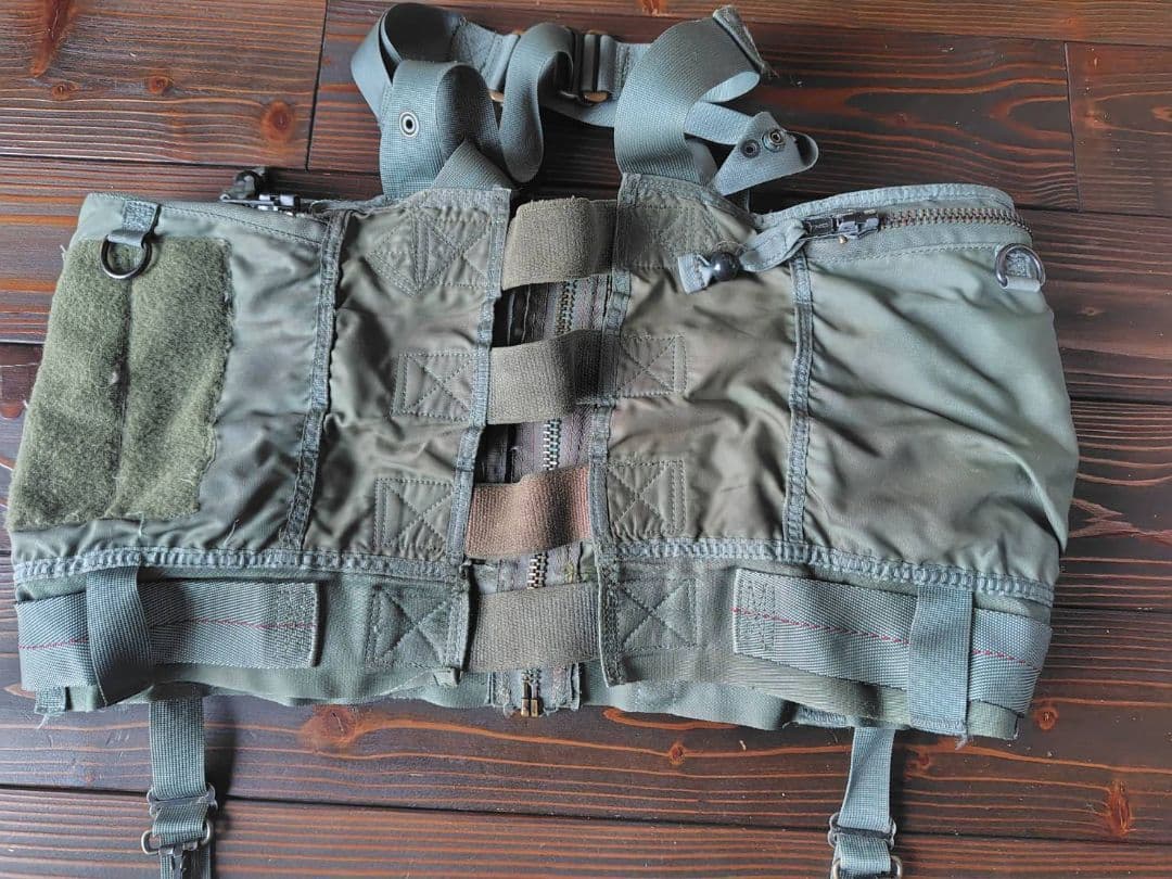 米軍　航空機　フライトベスト　SV-2B