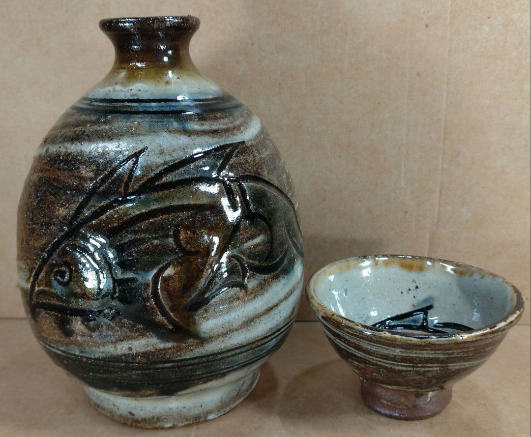 【本物保証】金城次郎「徳利」「壷屋焼 ぐい呑」2セット全共箱 栞2 人間国宝