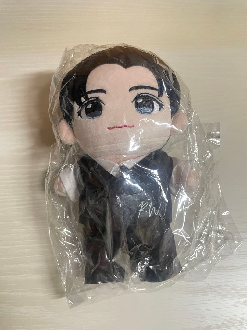 ROWOON ロウン MAN&BOY ぬいぐるみ MAN ver.