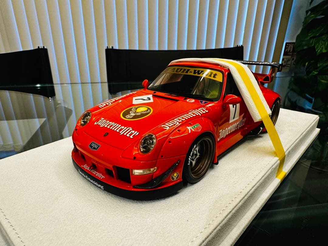 Fuelme RWB993 1/18 プロトタイプ