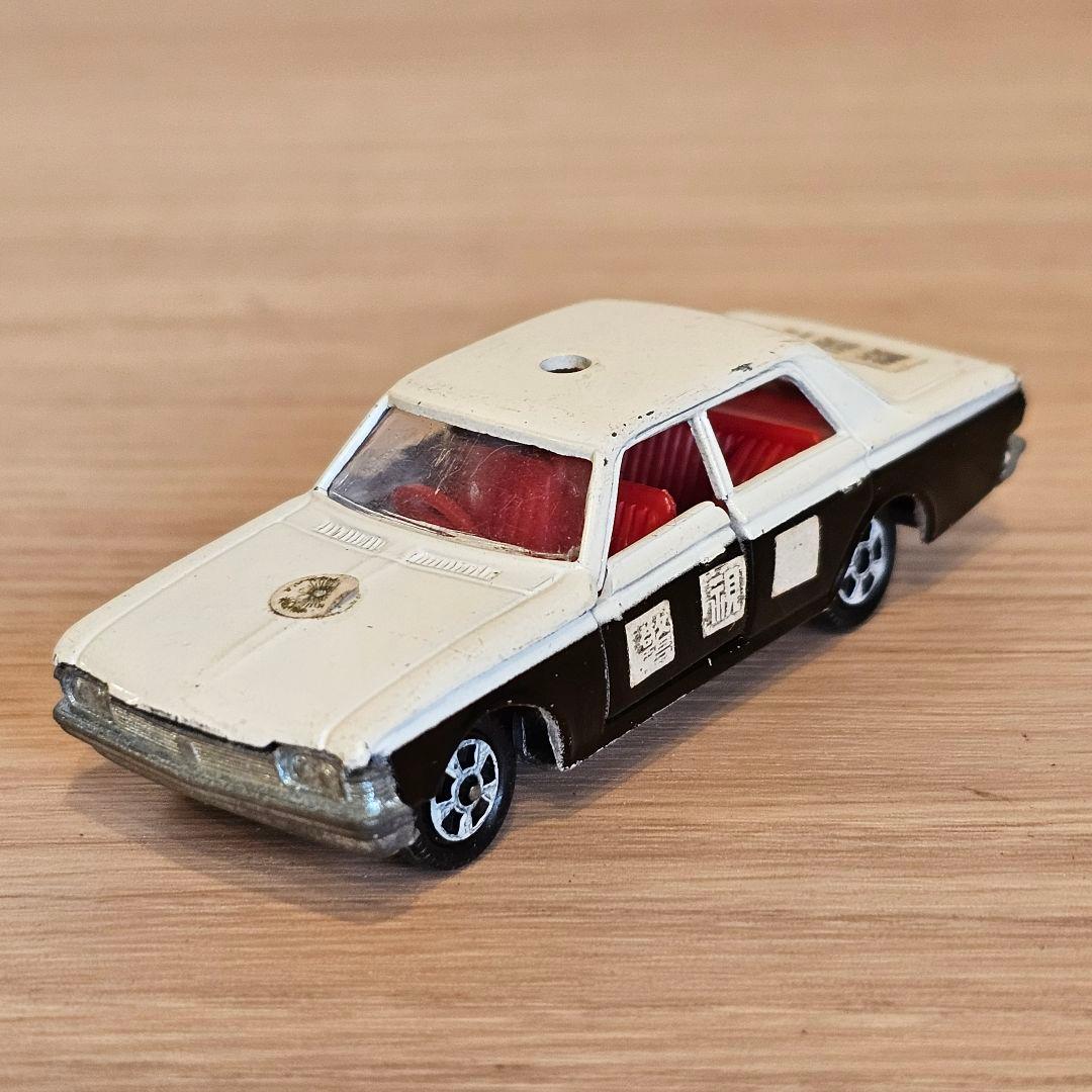 【トミカ】No.4 トヨタ クラウン パトロールカー 1Aホイール 日本製