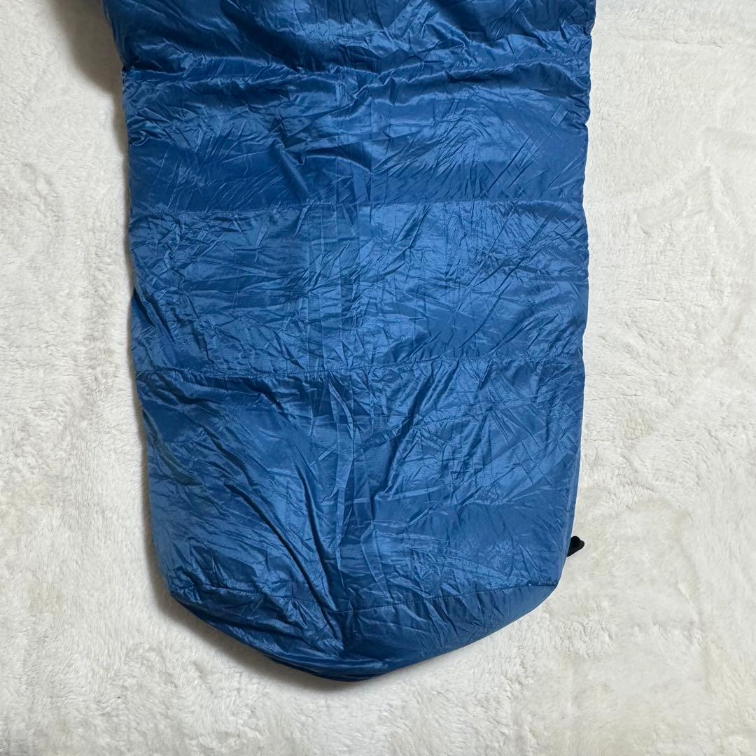 美品NANGA ダウンシュラフ　オーロラテックス600STDブルーR/ZIP