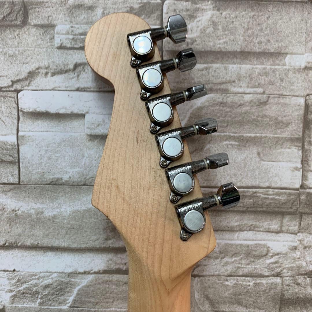 Fender stratocaster フェンダー　エレキ