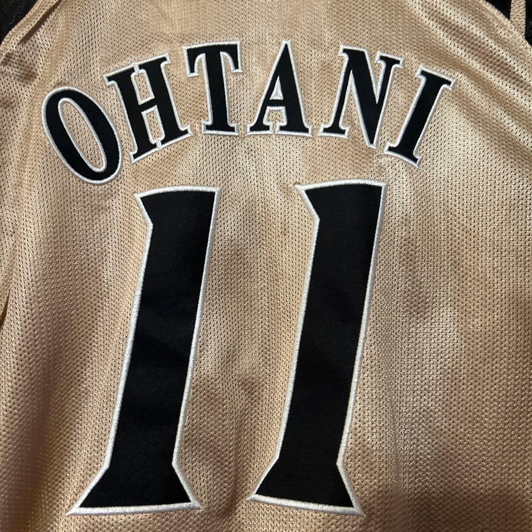大谷翔平　日本ハムビジターレプリカユニフォーム　サイズ130