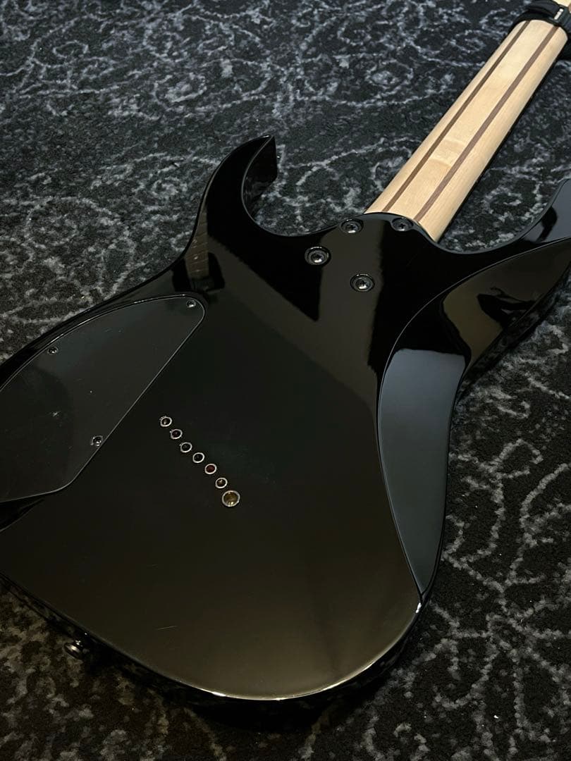中古品 新品弦プレゼント Ibanez RGMS7-BK 7-String