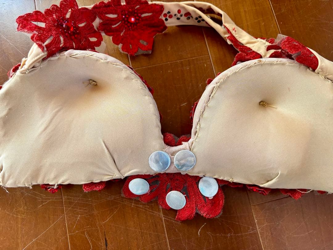 ベリーダンス用ロングドレス 赤とクリーム色