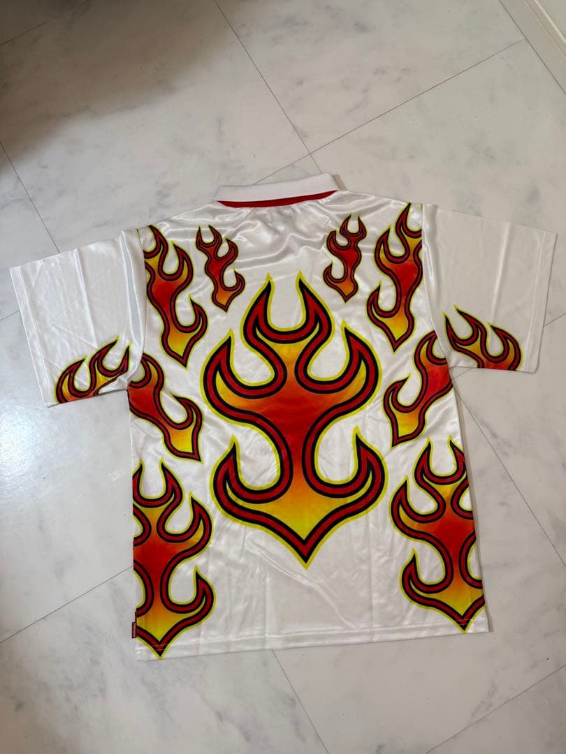 ヘルレイザー 炎グラフィックシャツ Mサイズ