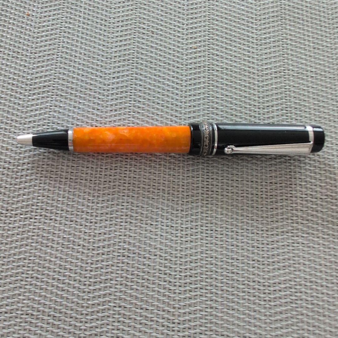 DELTAのボールペン　本体のみ