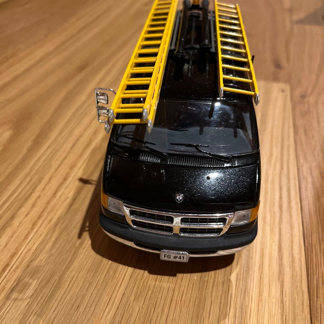 ダッジラムバンファーストギア1970 Dodge Challenger T/A