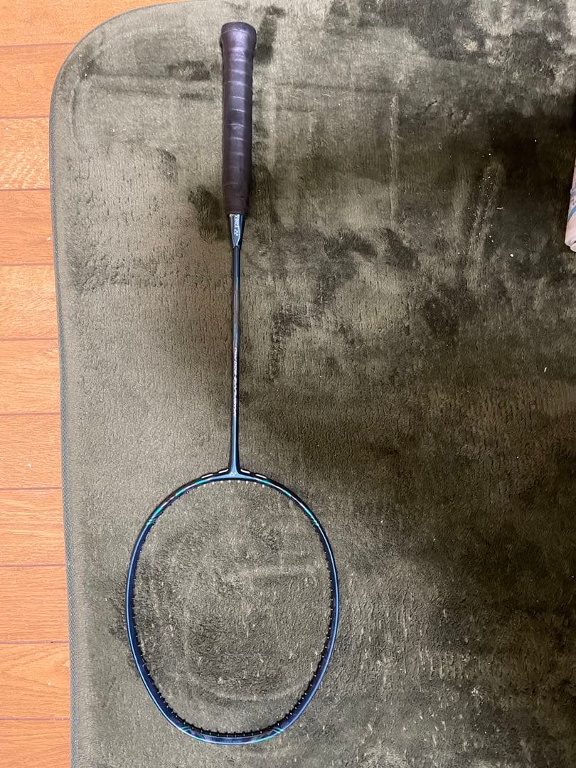 ナノフレア800プロ　1000ゲーム　バドミントンラケット