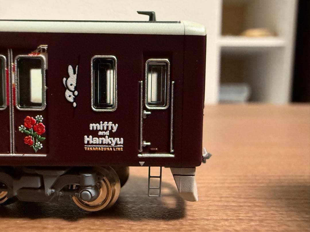 (精密加工品)阪急ミッフィー　宝塚線※シール一部使用済み