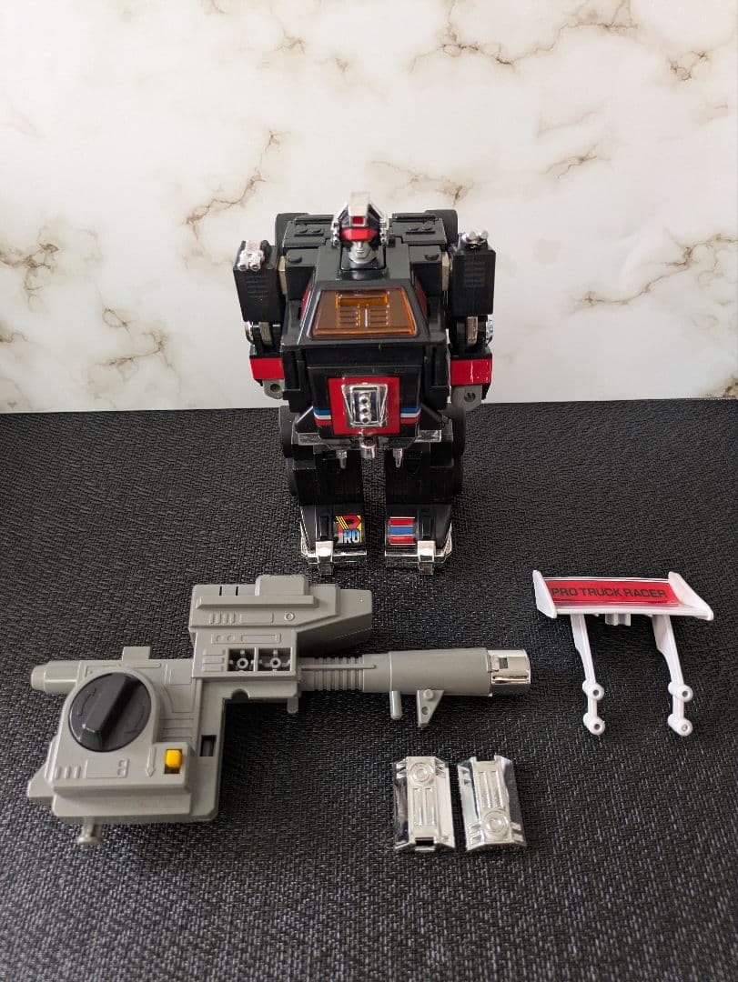 バンダイ　クロノスの大逆襲　プロトラックレーサー　マシンロボ【レア・レトロ】