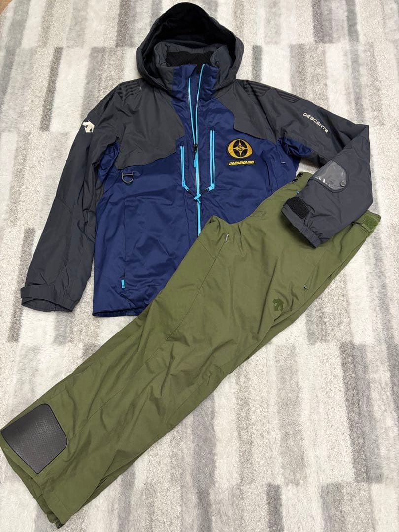 オガサカスキー デサント　チームウエア 上下セット　スキーウェア　Oサイズ