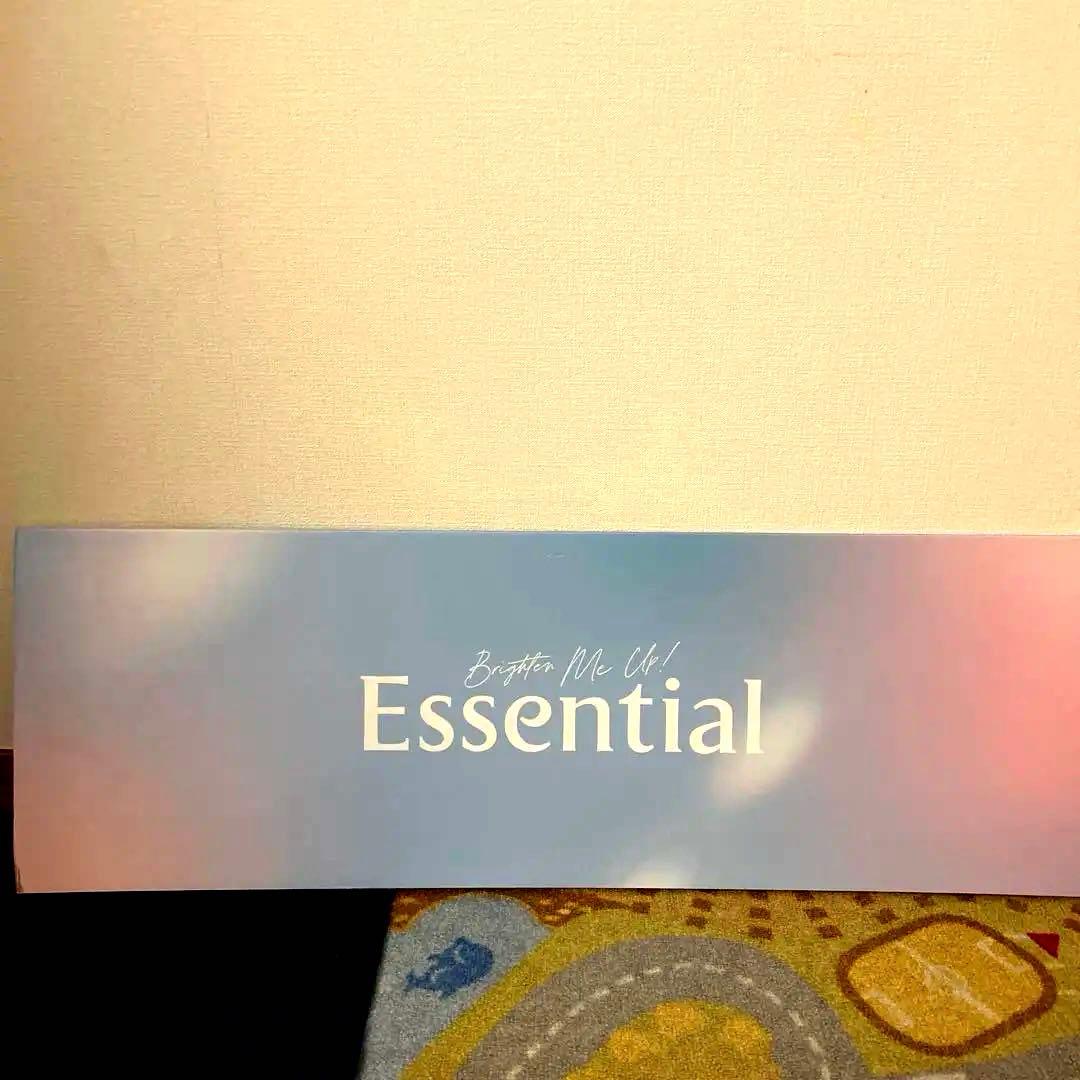 ニュージーンズ　エッセンシャル　POP 非売品　看板