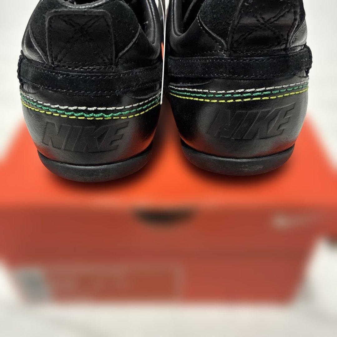 ロナウジーニョ　ストリート　スニーカー