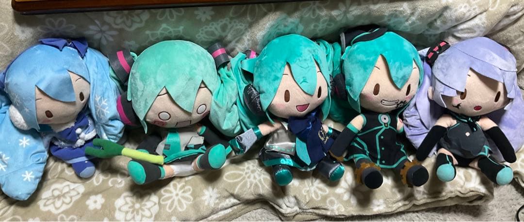 5体　初音ミク　ぬいぐるみ