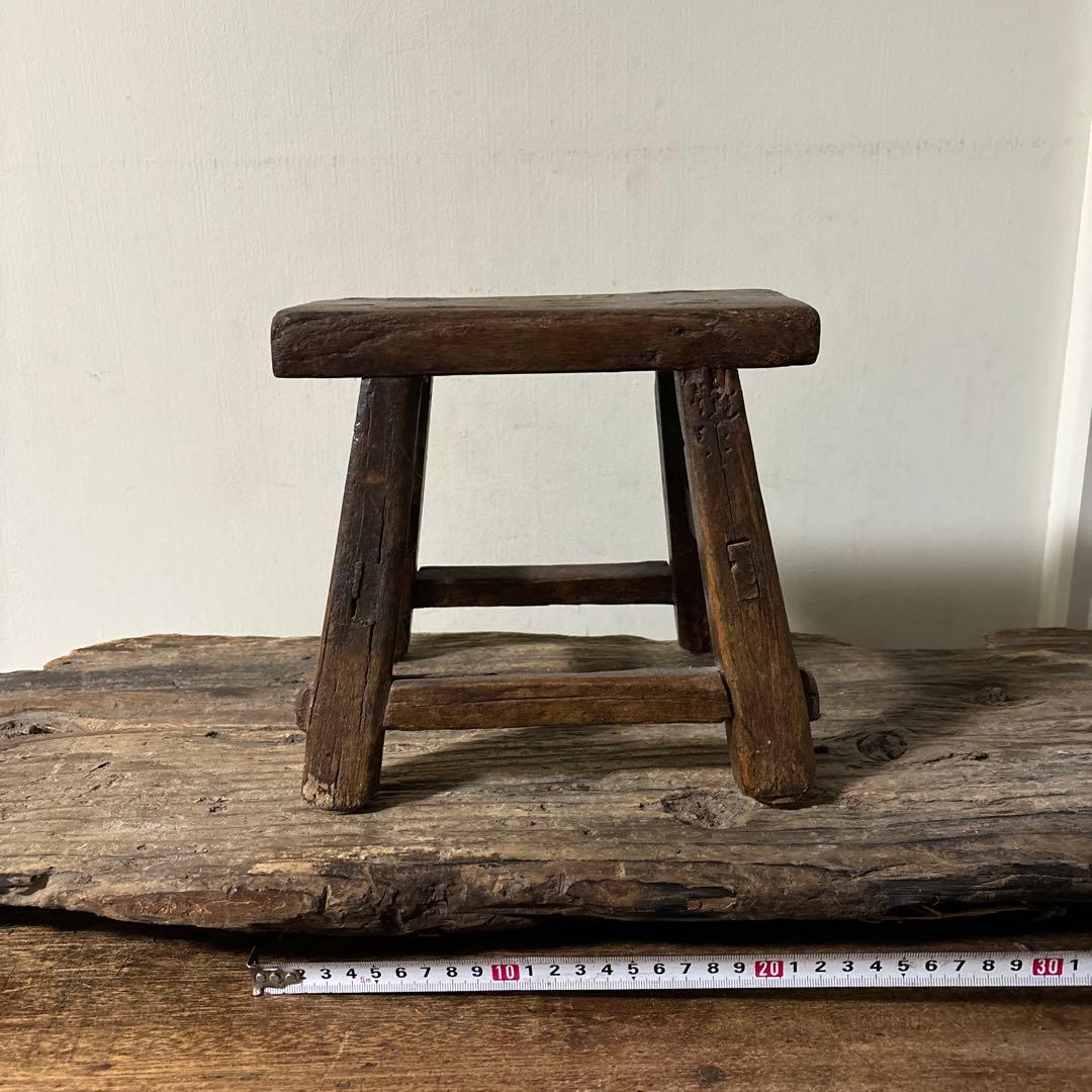 朝鮮　李朝　中国　その1 木製小さな踏み台　肘掛　花台　スツール　古民具　骨董