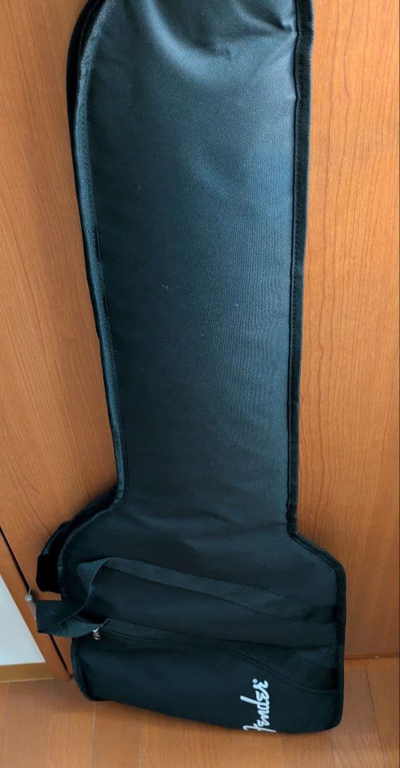 【kt175】Fender MIJ Limited ストラト 使用浅 中古