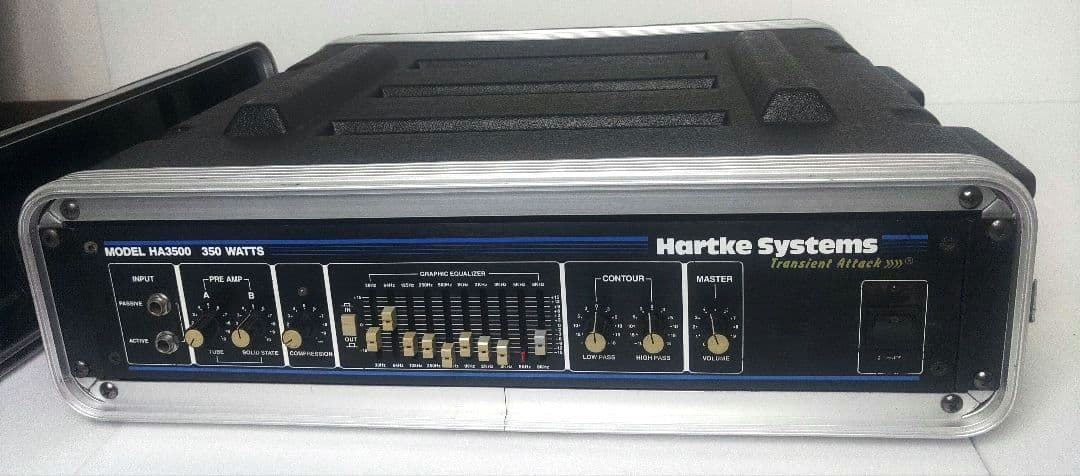 Hartke HA3500 　CLASSIC PRO 2Uラック付属